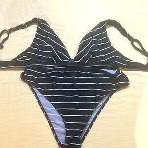 Classic Stripe V-Neck Bikini Top & High-Rise Bottoms Set
